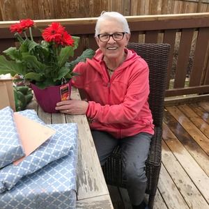 Meet your Posher, Sharon